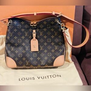 NEW!!🎉Louis Vuitton Odeon MM Crossbody Shoulder Bag! 100% Authentic!🎁